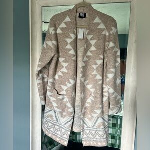 NWT Fry ladies Patterned Cardigan
